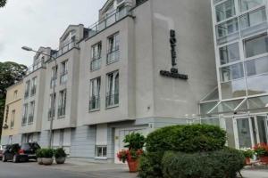 Hotel Am Schlosspark ,, Wiesbaden