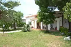 Villa Lucia, Bari