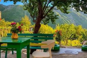 Etno House Mira i Vinarija DSM, Virpazar