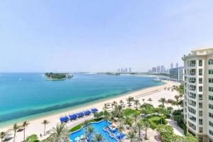 The St. Regis, The Palm Mini-hotel, Dubai