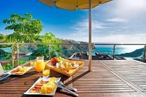 Las Villas de Amadores, Puerto Rico