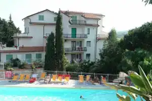 Residence Oleandro Apart-hotel, Pietra Ligure
