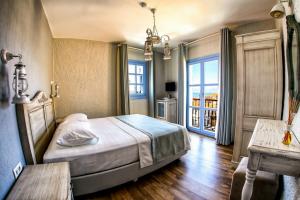 Villa Fanti, Cesme