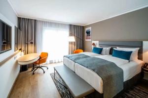 Holiday Inn Berlin Airport - Conference Centre, an IHG Hotel, Schonefeld