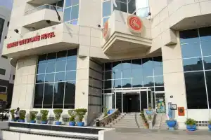 Ramee Guestline Hotel