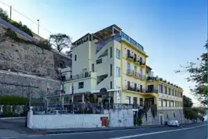 La Panoramica Hotel