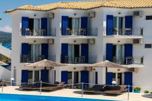 Surf Hotel, Vasiliki