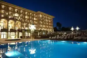 Astor Garden Hotel, Saints Constantine and Helena