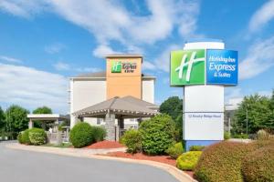 Holiday Inn Express & Suites Asheville SW - Outlet Ctr Area, an IHG Hotel, Asheville