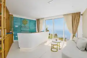 ĀNANTI Resort, Residences & Beach Club, Sveti Stefan