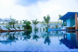 Long Set Resort, Koh Rong Island