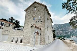 Hotel Libertas, Dobrota