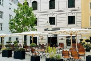 DO & CO Hotel München, Munchen