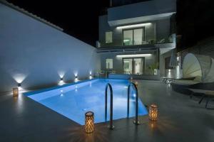 xSuites, Agia Marina