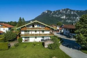 Aparthotel Chiemgaufuchs, Inzell