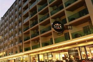 Hemingways Silk Hotel, Patong
