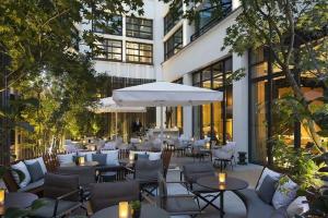 Le Cinq Codet Hotel