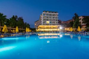 Perre Delta Hotel, Okurcalar