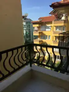 Kleopatra Saray - 18