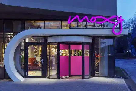 Moxy Frankfurt Airport Kelsterbach - 4