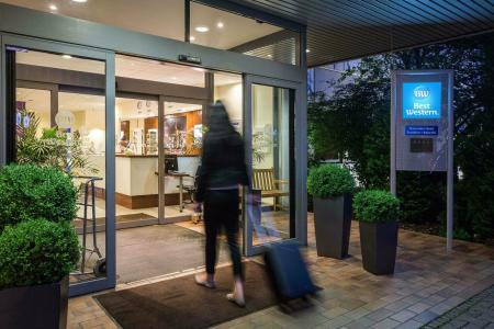 Best Western Macrander Frankfurt/Kaiserlei - 28