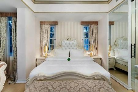 Elegance East - 95