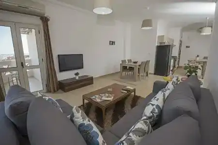 Lilly Apartments - 77