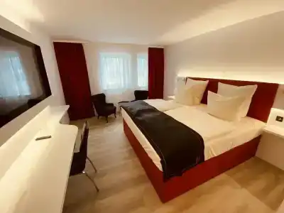 DORMERO Hof