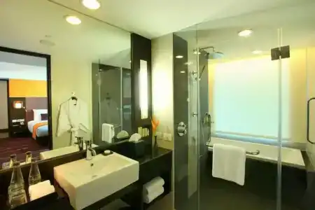 Radisson Suites Bangkok Sukhumvit - SHA Extra Plus - 45