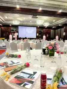 Mövenpick & Apartments Bur Dubai - 64