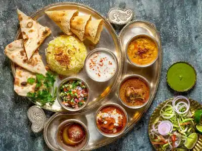 Mövenpick & Apartments Bur Dubai - 69