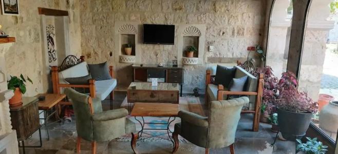 Sarnich Cave Suites - 27