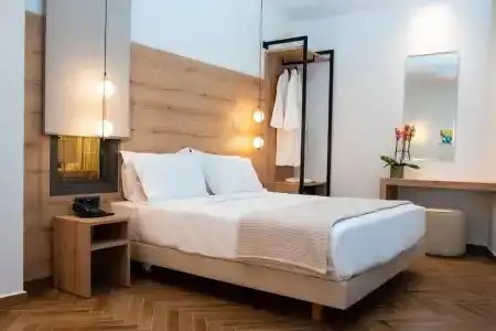 Liberty of Nafplio - 20