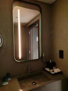 Courtyard by Marriott World Trade Centre, Dubai - 43