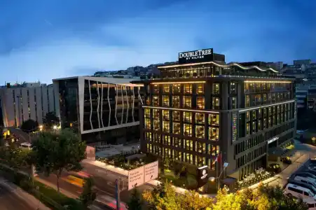 DoubleTree by Hilton Istanbul - Piyalepasa - 3