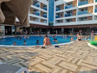 Blue Wave Suite - 71