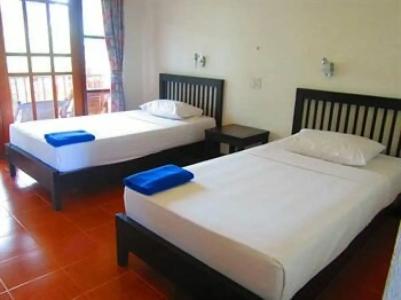 First Villa Beach Resort - 36