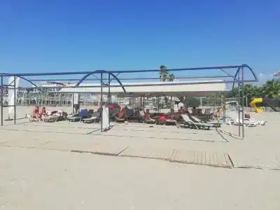 Elite Luxury Suite & Spa - 43