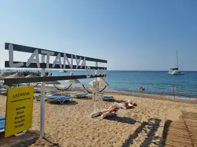 Latanya Park Resort - 51