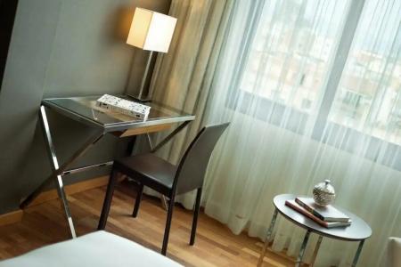 Renaissance Barcelona - 17