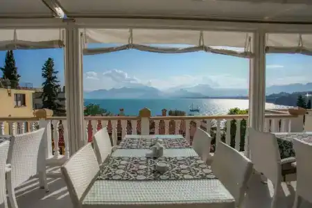 Bacchus Pension - 48