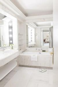 Le Bristol Paris - an Oetker Collection - 77