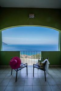 GH Avalon Sikani - 11