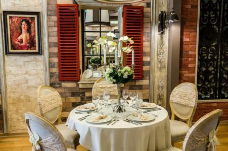 Cosmopolitan & Wellness - 33