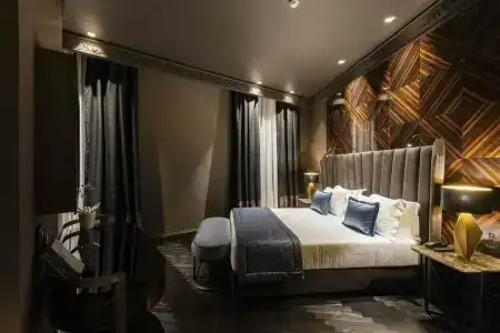 U-Visionary Roma - 1