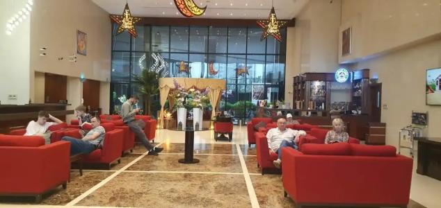 Ramada & Suites by Wyndham Ajman - 89