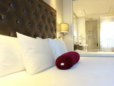 Radisson Blu Plaza Bangkok - 54