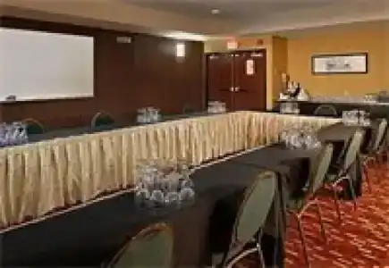 Courtyard by Marriott Harrisburg Hershey - 81