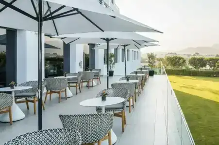 Crowne Plaza Muscat, an IHG - 14