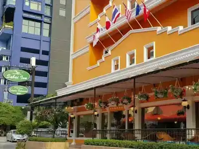 Sabai Inn - 0